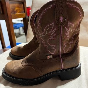 Justin roundtoe cowboy boots western